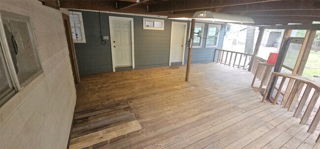 Building Photo - 25551 Brushy Creek Dr