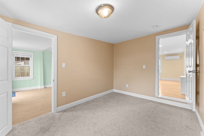 Building Photo - 20 Brae Rd