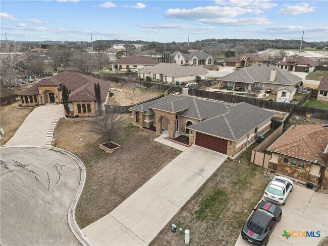 Building Photo - 103 Weeping Willow Ct