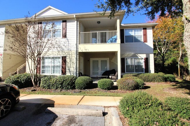 Primary Photo - Great 2 Bedroom Unit at Creets Crossing