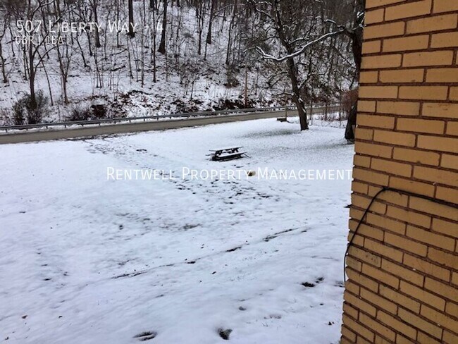 Building Photo - 507 Liberty Way