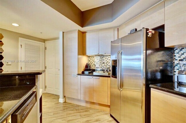 Building Photo - 140 S Dixie Hwy