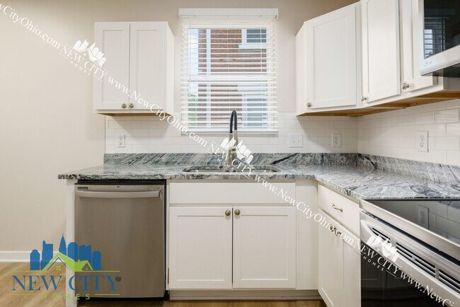 Building Photo - 53-55 Hawkes Avenue, Columbus, OH 43222