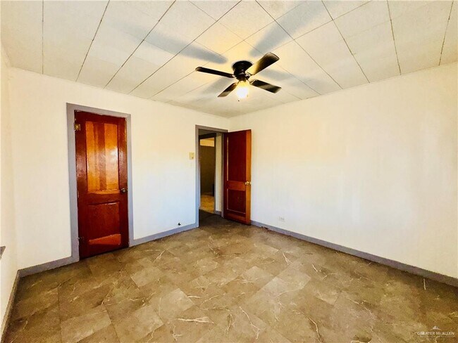 Building Photo - 1601 Redwood Ave