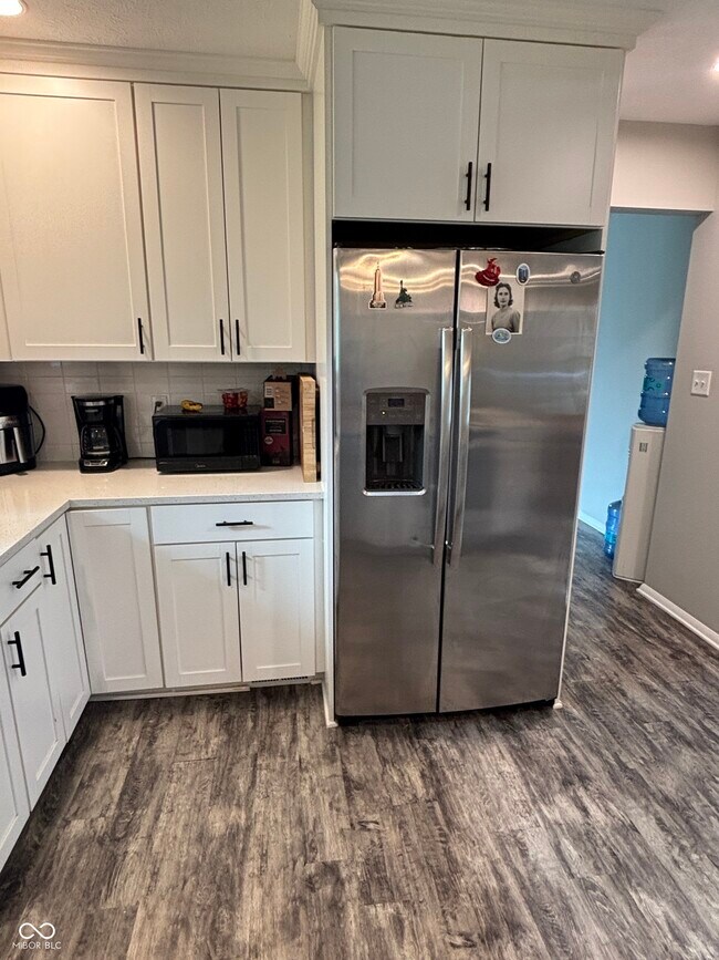 Building Photo - 41 Blairsden Ave