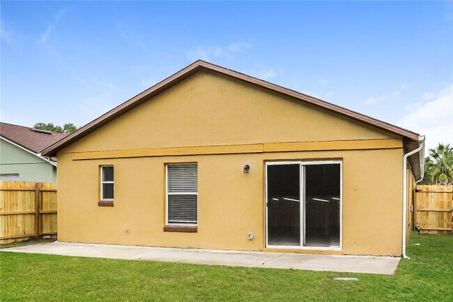 Building Photo - 10021 Cypress Meadows Ln