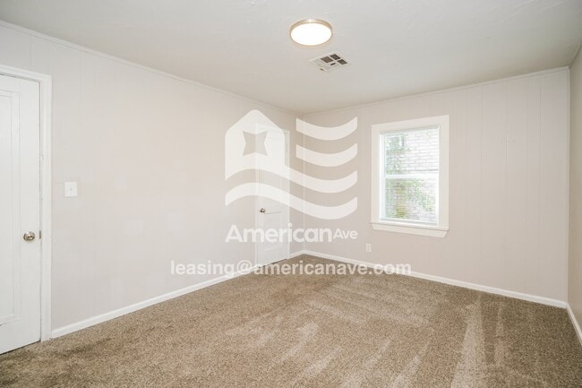 Building Photo - 1533 N Delaware Pl