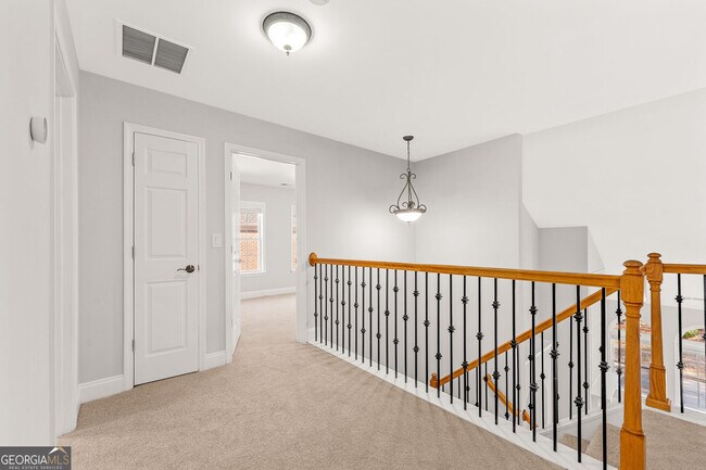Building Photo - 3329 Rosecliff Trace NE