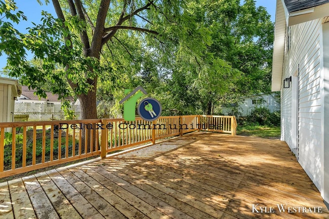 Building Photo - BEAUTIFUL 3 BEDROOM- Completely remodeled in Greenville!