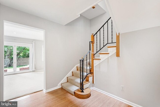 Building Photo - 214 James Thurber Ct