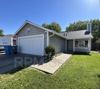 Building Photo - 652 Catalina Ct