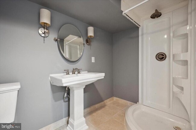 Building Photo - 2735 N 46th St