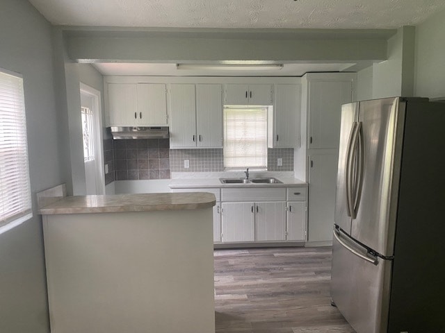Kitchen - 2940 Begonia Rd