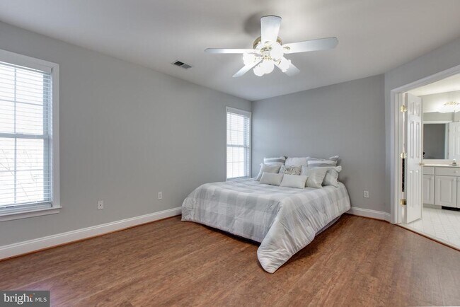 Building Photo - 2106 Beckett Way