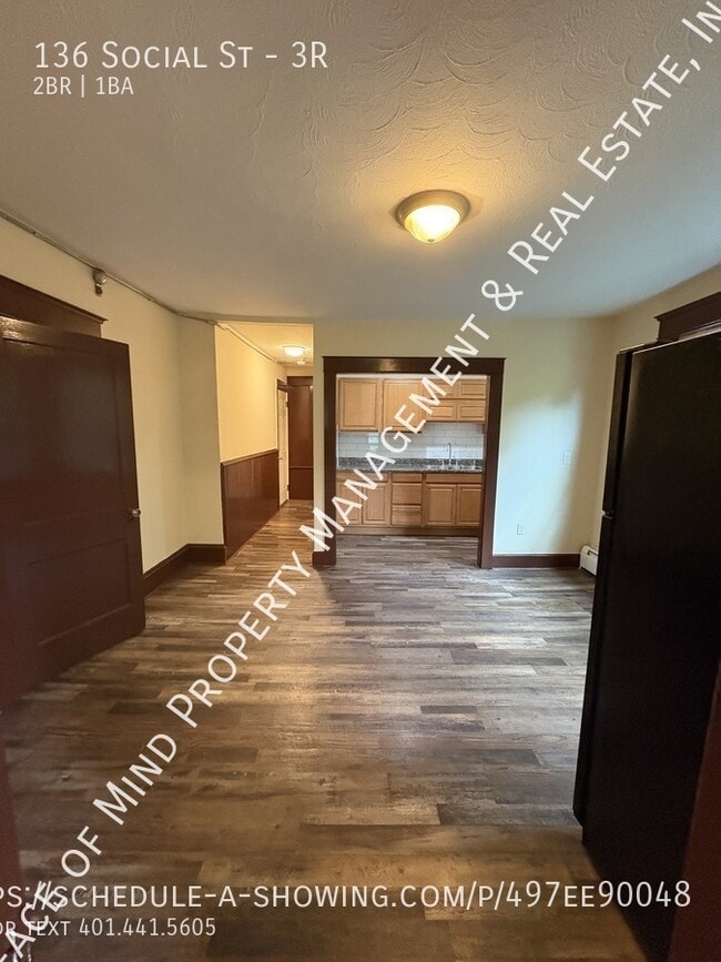Building Photo - 136 Social St