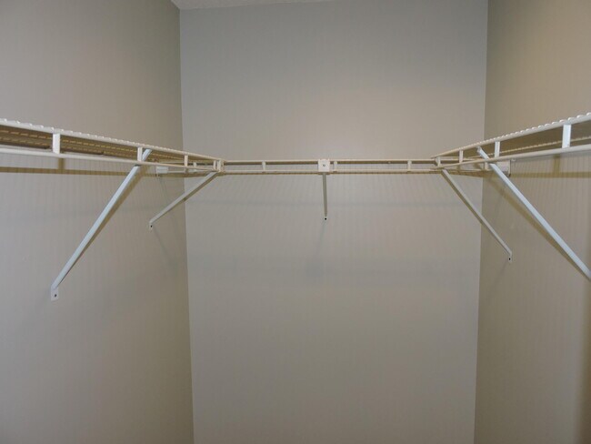 Building Photo - 311 John King Rd