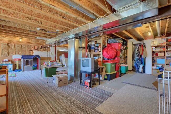 Building Photo - 7137 Arrowroot Ave