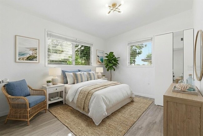 Building Photo - 5481 47th Ave N