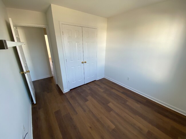 Building Photo - 13359 Misty Dawn Dr