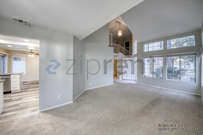 Building Photo - 7855 Green Crest Ct