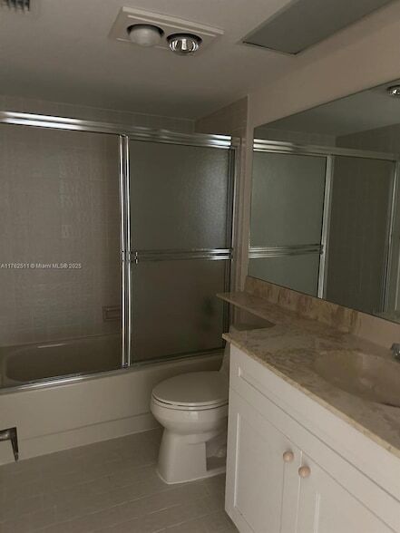Building Photo - 12524 Shoreline Dr