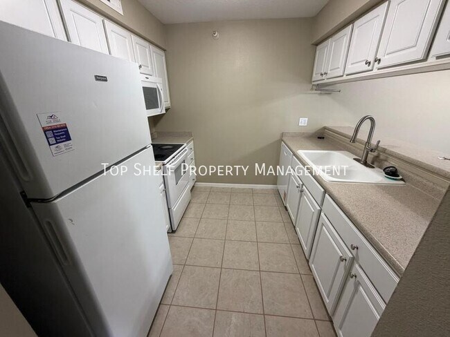 Building Photo - 101 NW 8th St