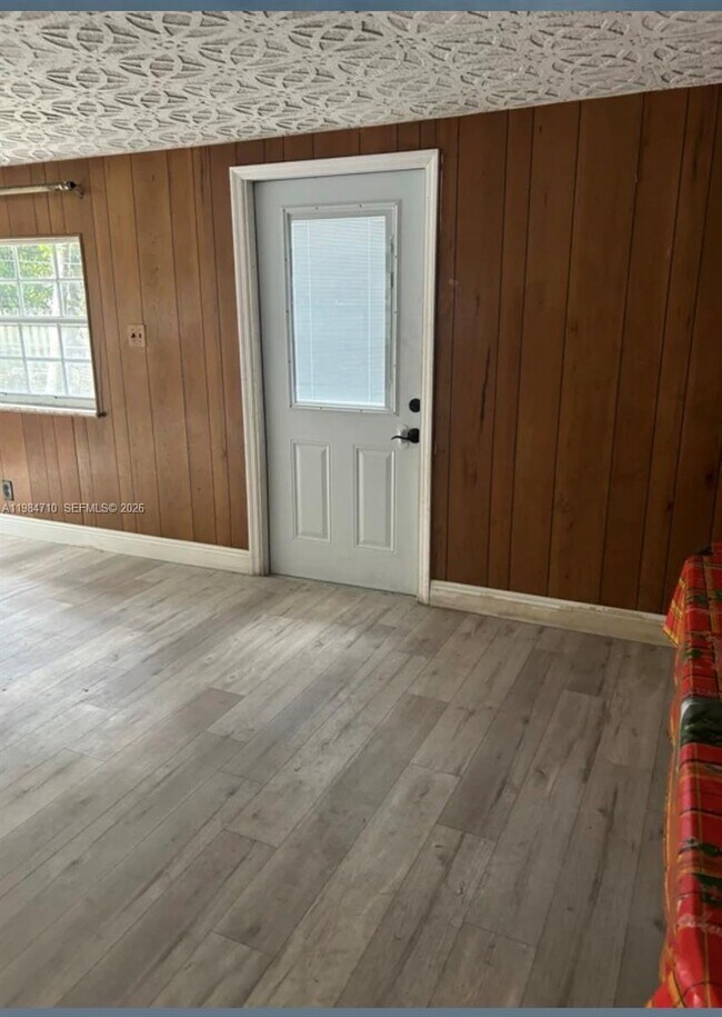 Building Photo - 14365 NW 15th Dr