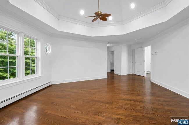 Building Photo - 122 Helen Ct