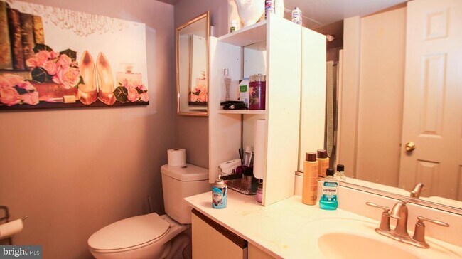 Building Photo - 18925 Mills Choice Rd