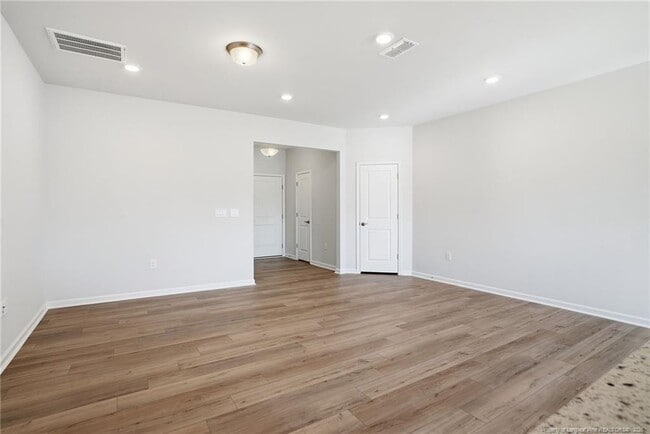 Building Photo - 1952 Dapple Dr