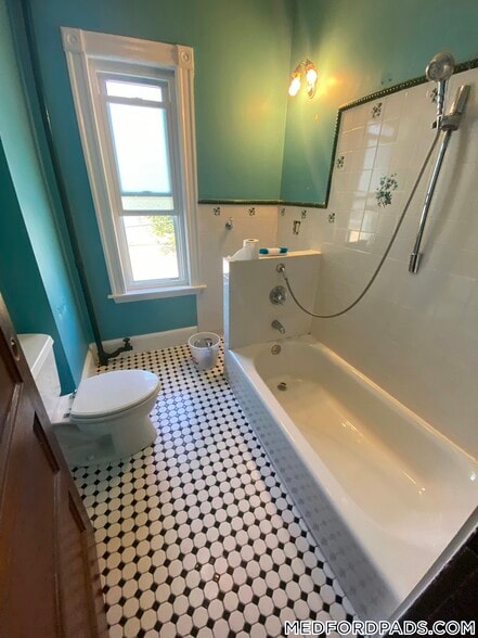 Building Photo - 48 Summer St