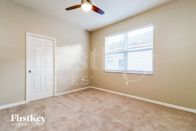 Building Photo - 35120 Deerfield Oaks Dr