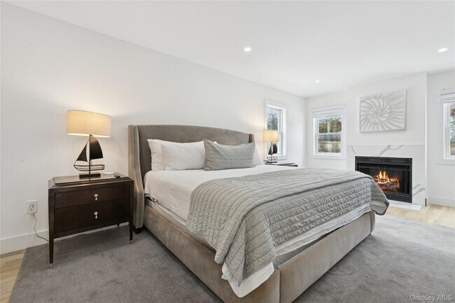 Building Photo - 10 Sagamore Rd