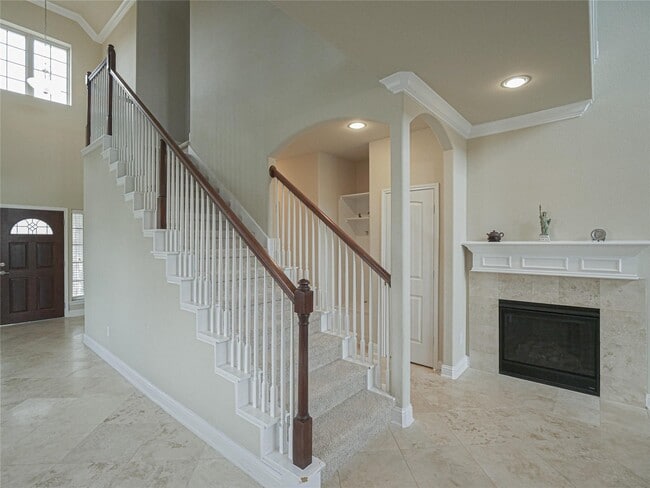 Building Photo - 2701 Camden Hills Ln