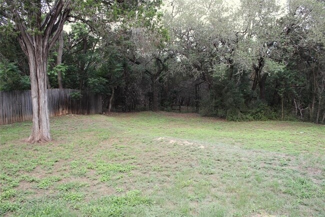Building Photo - 5709 Hudson Bend Rd