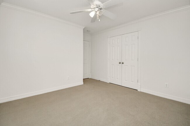 Building Photo - 4003 Perry Knoll Ct