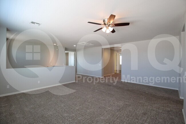 Building Photo - 4167 E Glacier Pl