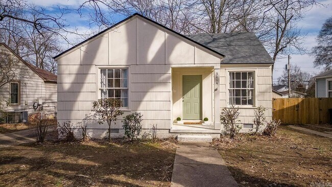 Building Photo - 3414 N Magnolia St