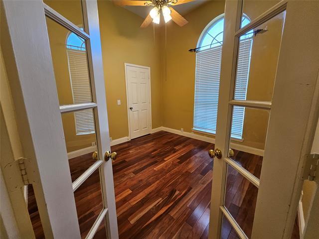 Building Photo - 2813 Gulf Breeze Ct