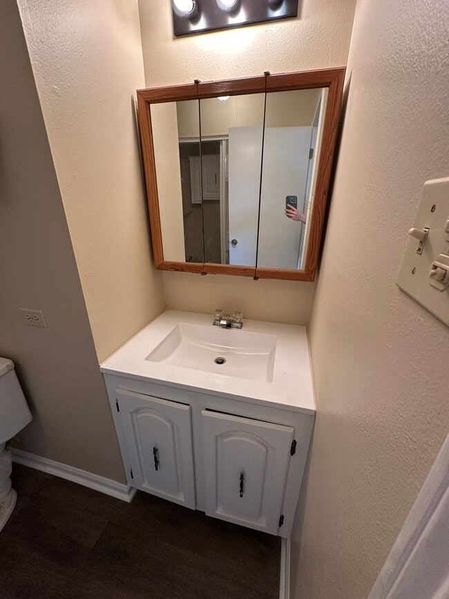 Building Photo - Newly renovated 3 bedroom 2 bath in East Houma