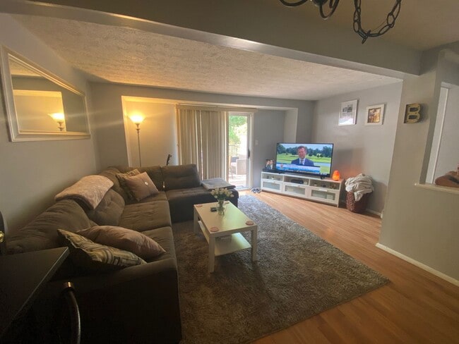 Building Photo - Bridgeville - 2 Bedroom, 1.5 Bathroom Town...