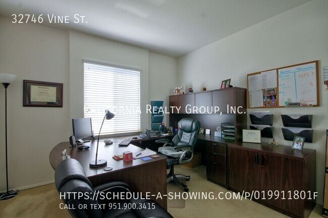 Building Photo - 32746 Vine St