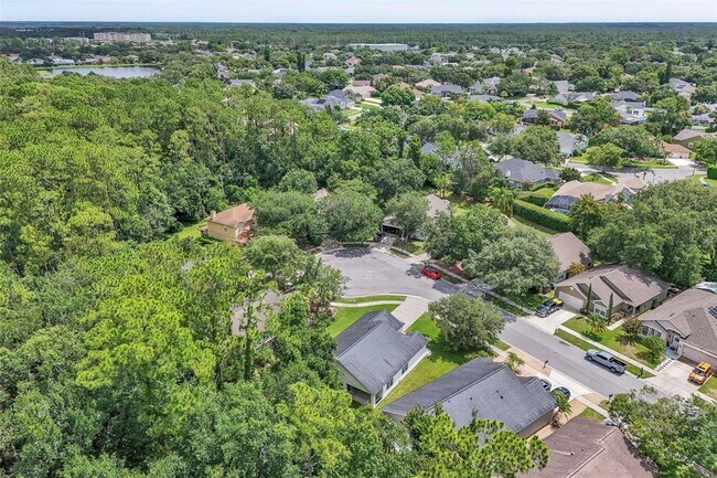 Building Photo - 4454 King Edward Dr