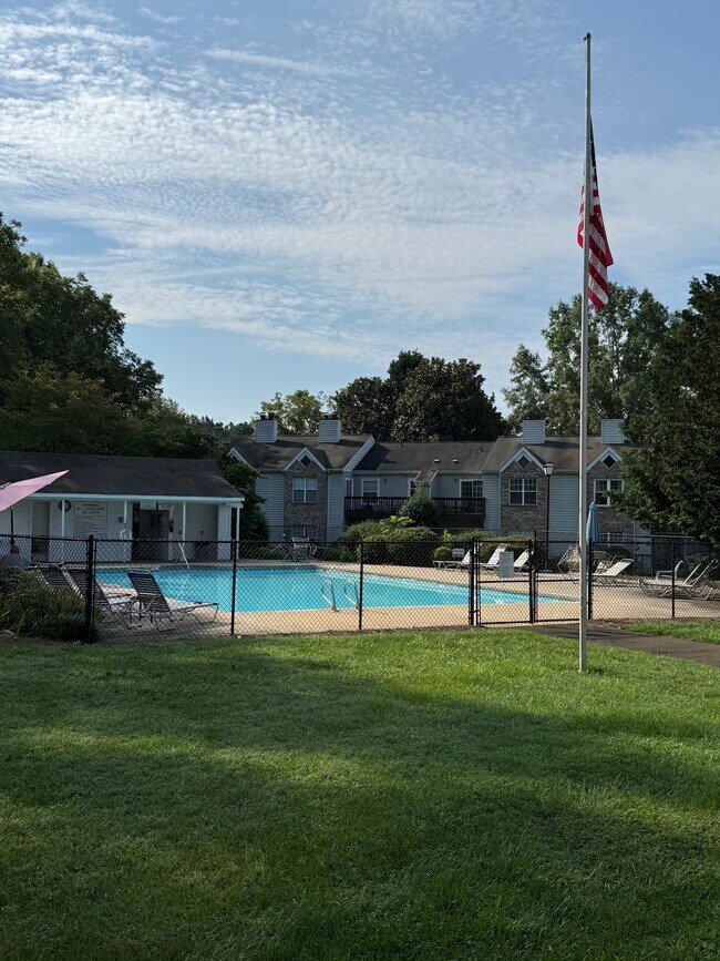 Building Photo - 4021 Whirlaway Ct