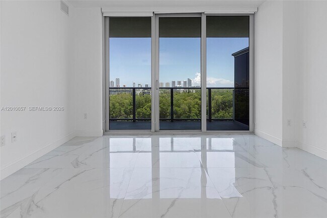 Building Photo - 16385 Biscayne Blvd