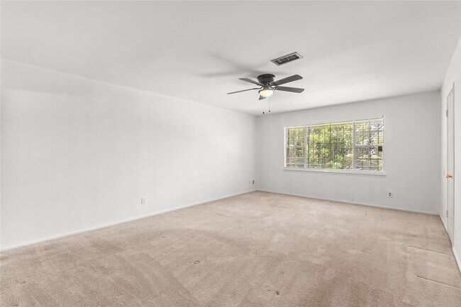 Building Photo - 8238 Fondren Rd