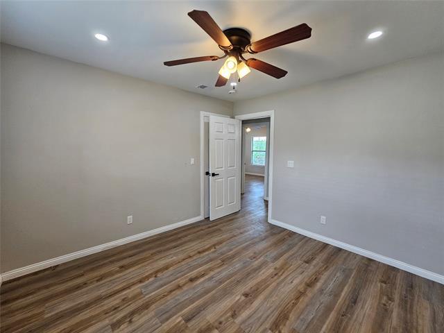 Building Photo - 5519 Arlington Park Dr