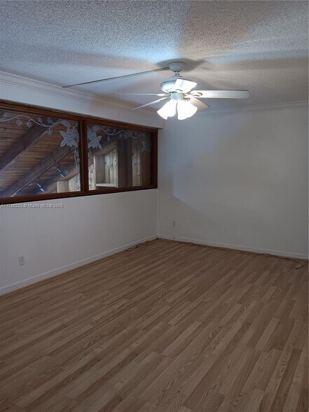 Building Photo - 11209 NW 15th Pl