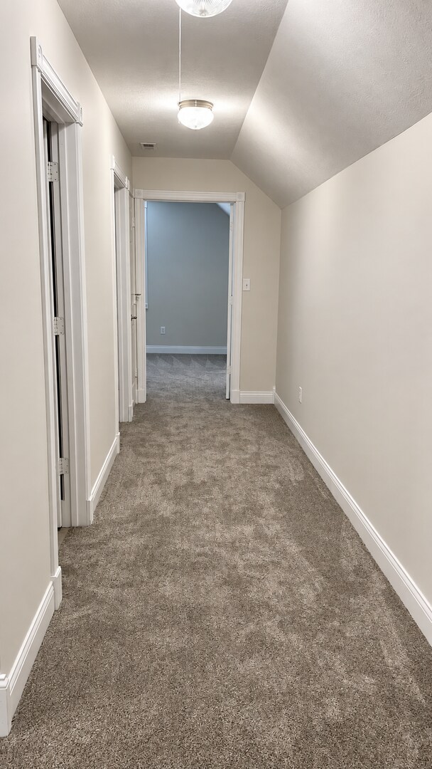 Building Photo - 5914 S Glenview Dr