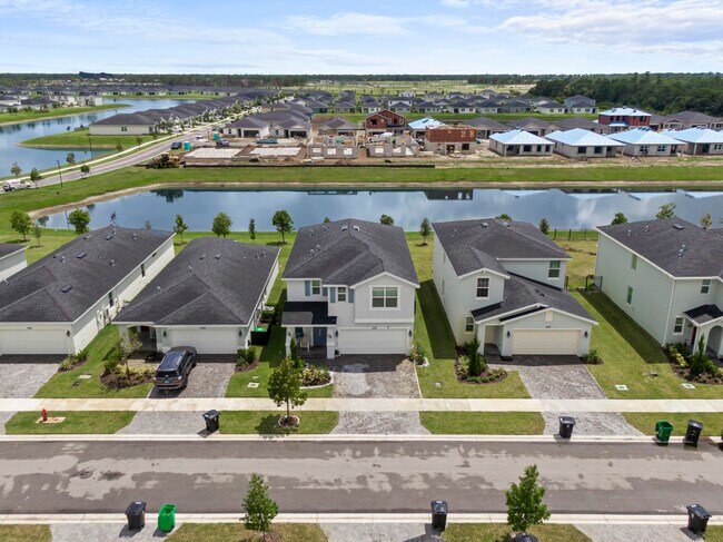 Building Photo - 11164 NW Middle Stream Dr